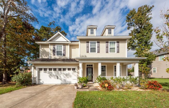 5 Bedroom 3 Bath Home in Foxbank Plantation - Moncks Corner