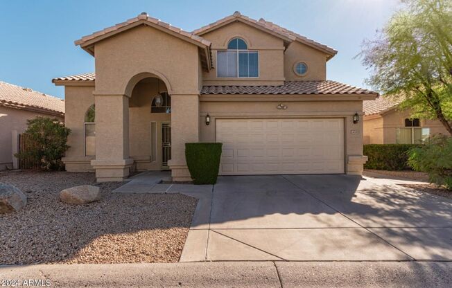 Charming and spacious 4 bed, 2.5 bath in Pointe Mountainside Phoenix!!