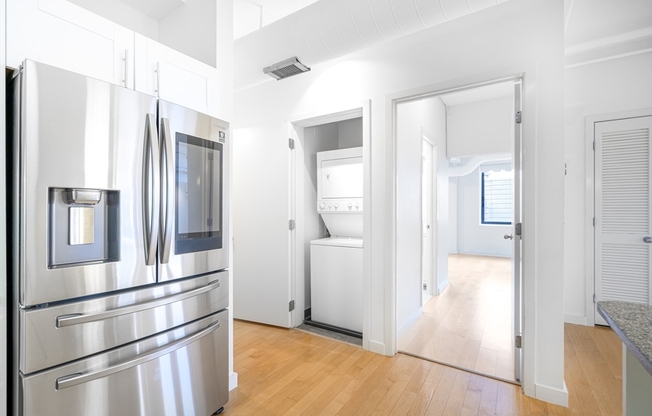 2 beds, 2 baths, 1,708 sqft, $5,500, Unit 6-5