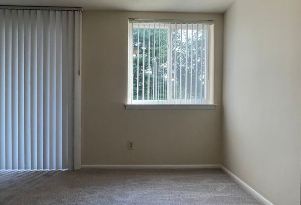 2 beds, 2 baths, 1,000 sqft, $1,950, Unit 14210 #102