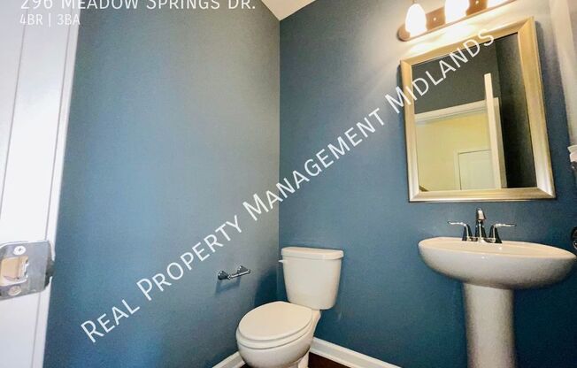 4 beds, 2.5 baths, 2,712 sqft, $2,485