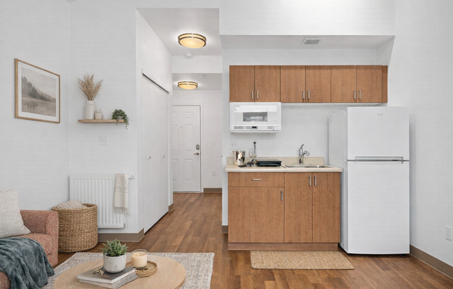 Studio, 1 bath, 305 sqft, $1,278, Unit 312