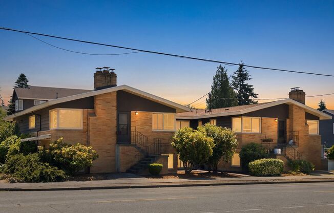 Loyal Heights Apartments