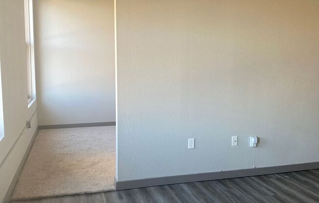 1 bed, 1 bath, 690 sqft, $1,325, Unit 602