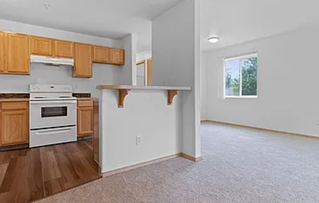 Ash Street Apartments