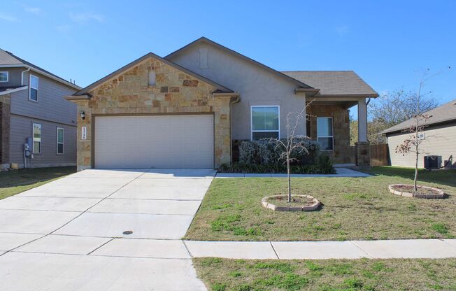 4-BEDROOM IN SAENGERHALLE, COMAL ISD