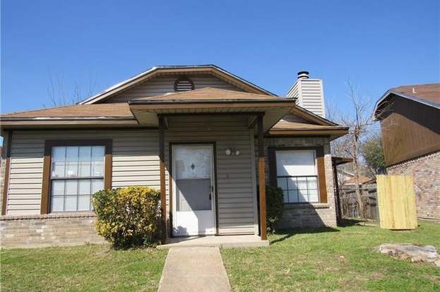 2636 CLAYTON OAKS DR