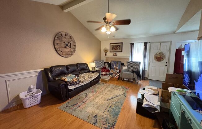 Great 3-bed 2-bath Home Birdville ISD *Newer Things Coming*
