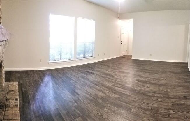Spacious Townhome in Grapevine