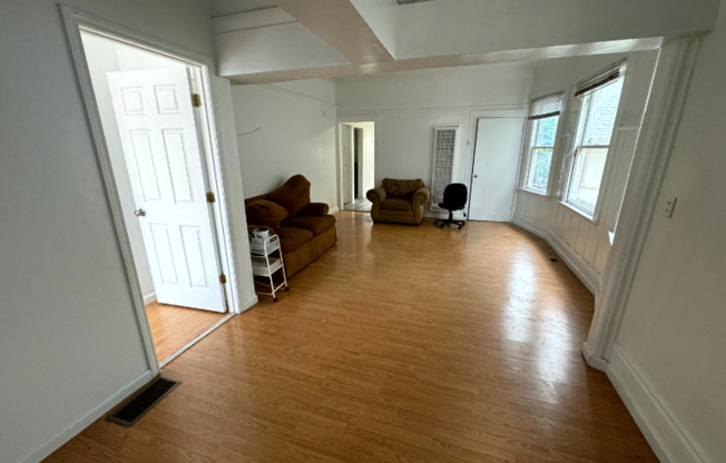 1429 2 AVE
