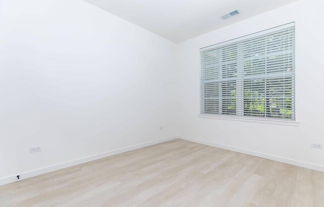 3 beds, 2 baths, 1,330 sqft, $3,100