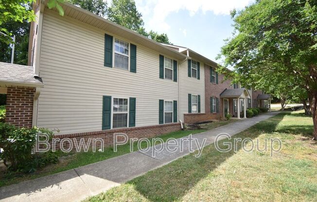 301 100 HINSDALE AVE