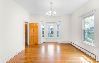 51 NEWBURY ST