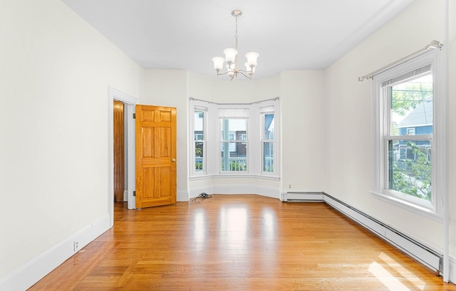 51 NEWBURY ST