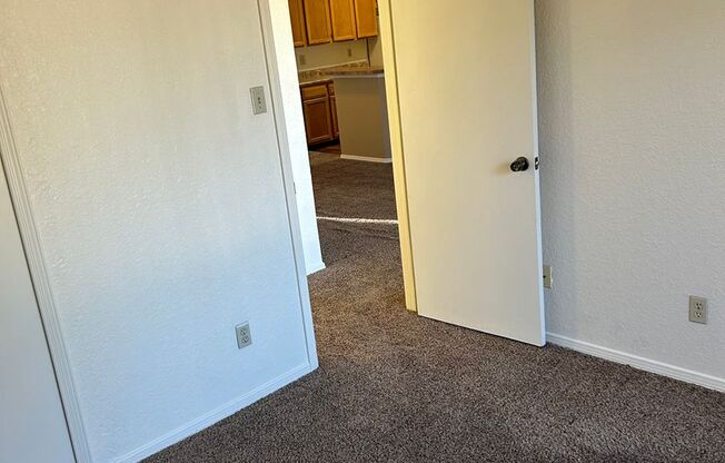 2 beds, 2 baths, 957 sqft, $1,015, Unit 66