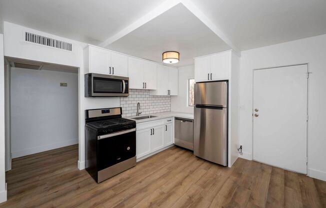 1 bed, 1 bath, 650 sqft, $1,395, Unit #2