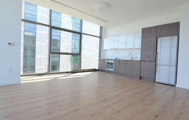 3 beds, 2 baths, 1,627 sqft, $10,100, Unit 1513