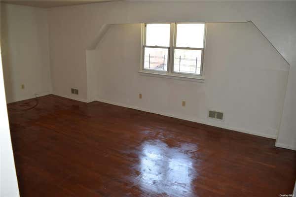 2 beds, 2 baths, $2,300, Unit 2