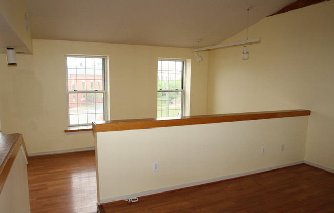 Studio, 1 bath, $1,550, Unit Unit #301