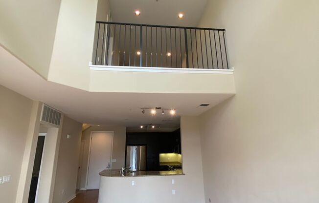 Luxury Condo 2 BED 2 BA at Dublin Elan - Walk to Bart.