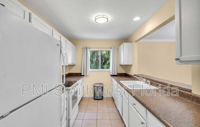 1721 PARAKEET WAY