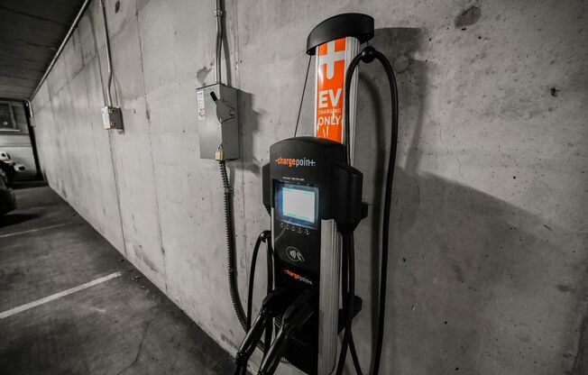 Studio, 1 bath, $1,950, Unit # 753