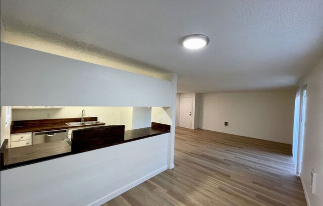 1 bed, 1 bath, $1,055, Unit 9003