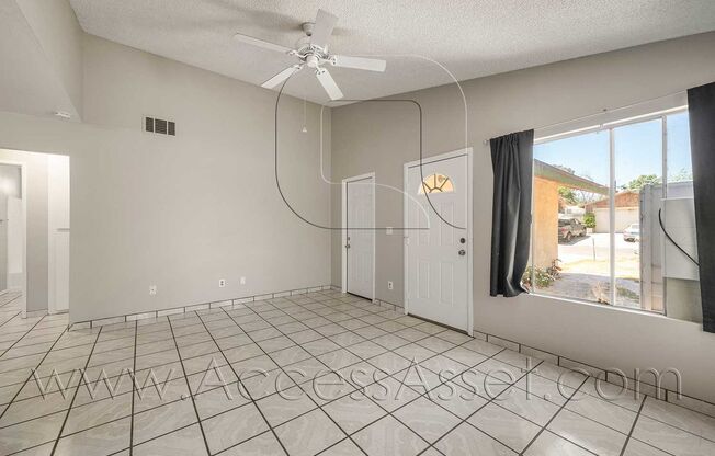Spacious 3 Bed/2 Bath Home In Lake Elsinore!