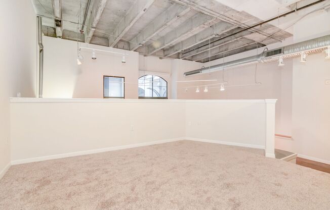 1 bed, 1 bath, 667 sqft, $1,695, Unit 520 N Orlando Ave. #117