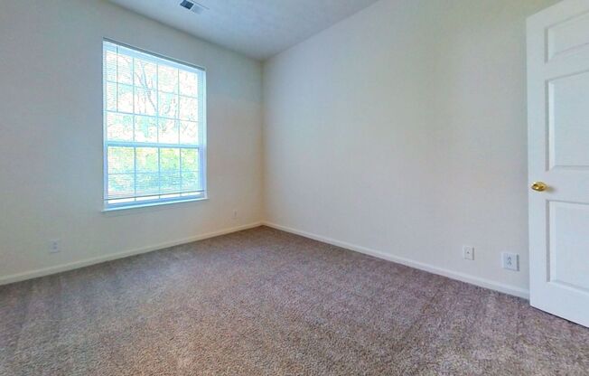 2 beds, 2 baths, 1,033 sqft, $1,709, Unit 17-17101