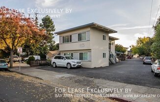 1835 VILLA ST