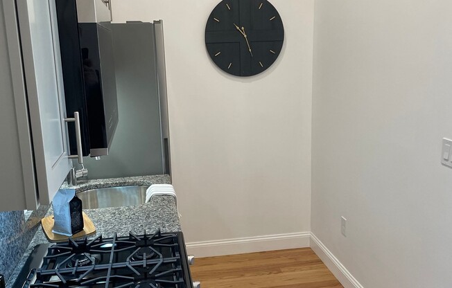 Studio, 1 bath, $1,775, Unit 407