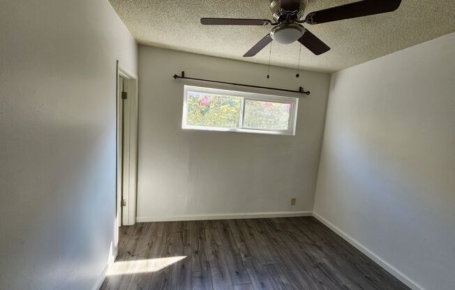 Bush Apartments (411)