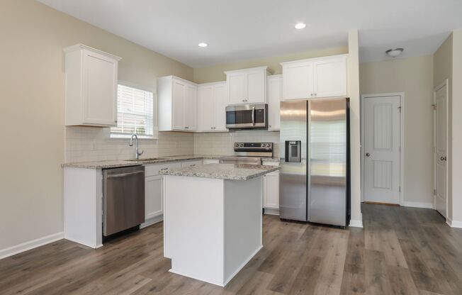 3bd 2.5ba Home for Rent in Hinesville!