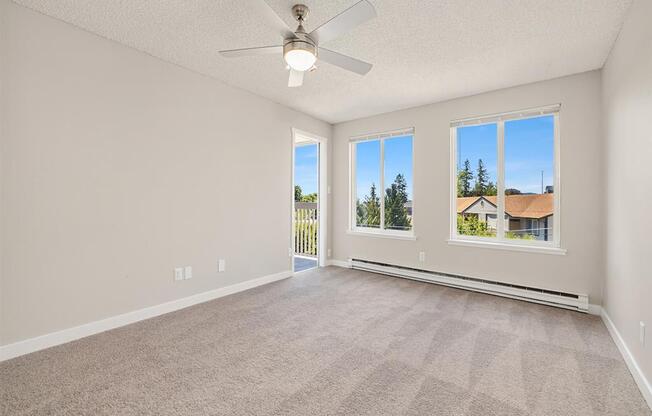 Bedroom with Balcony