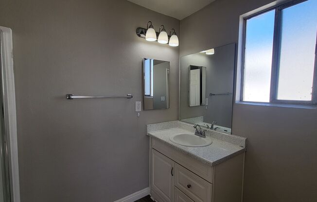 2 beds, 2 baths, 1,000 sqft, $2,610, Unit C28