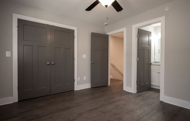 1 bed, 2.5 baths, 1,046 sqft, $1,950, Unit Unit 404
