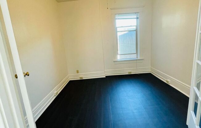 2 beds, 1 bath, 681 sqft, $2,095, Unit 419