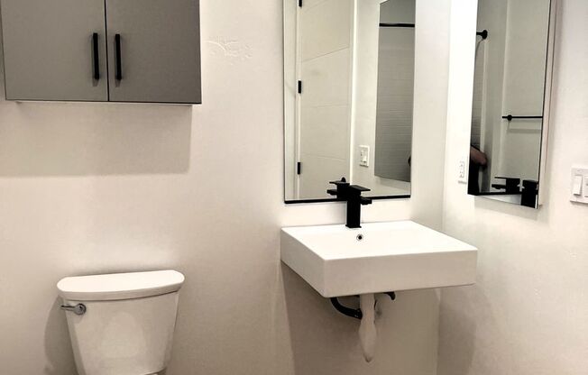 Studio, 1 bath, 354 sqft, $2,495, Unit 805
