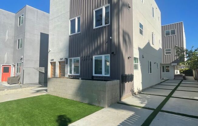 1269 W 36th St.