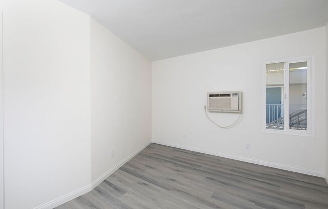 3 beds, 2 baths, 1,100 sqft, $3,195, Unit 59