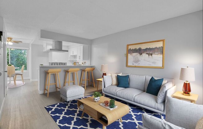 2 beds, 1.5 baths, 805 sqft, $2,095, Unit 15