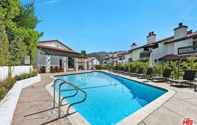 1578 MICHAEL LN