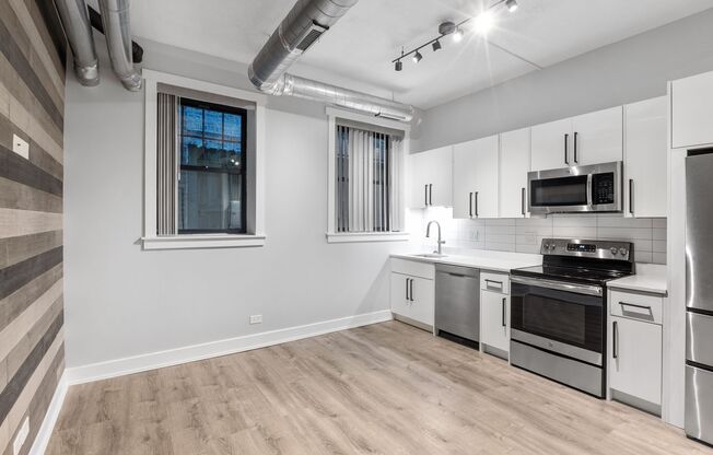 Studio, 1 bath, 280 sqft, $1,450, Unit 103