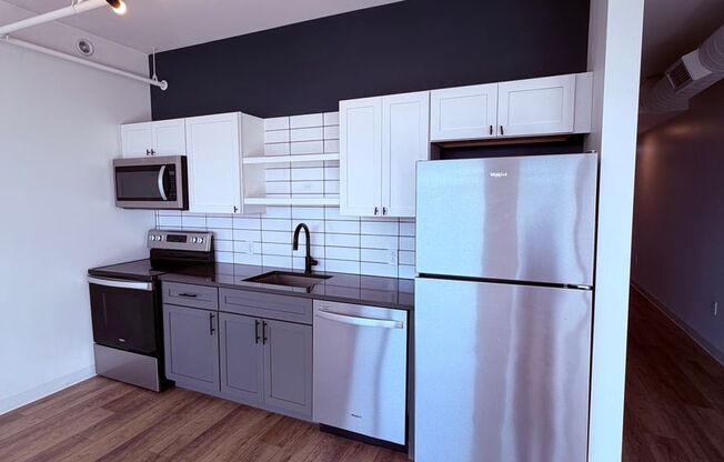 Studio, 1 bath, 615 sqft, $1,750, Unit Unit 308