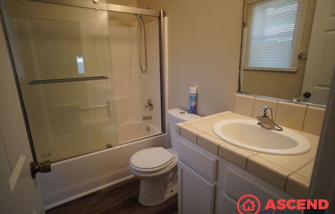 3 beds, 2 baths, $2,100