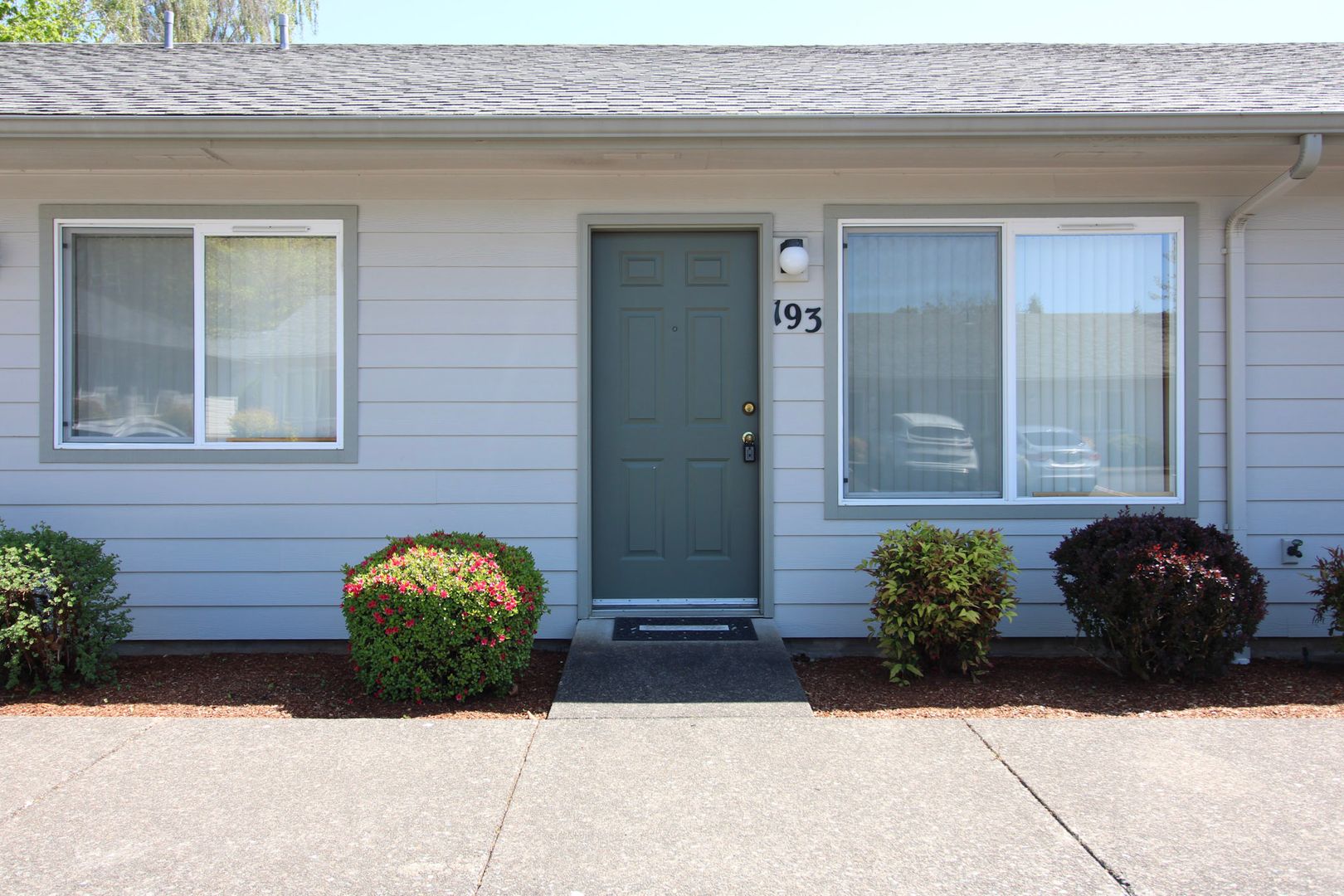 159-197 Pembrook St SE