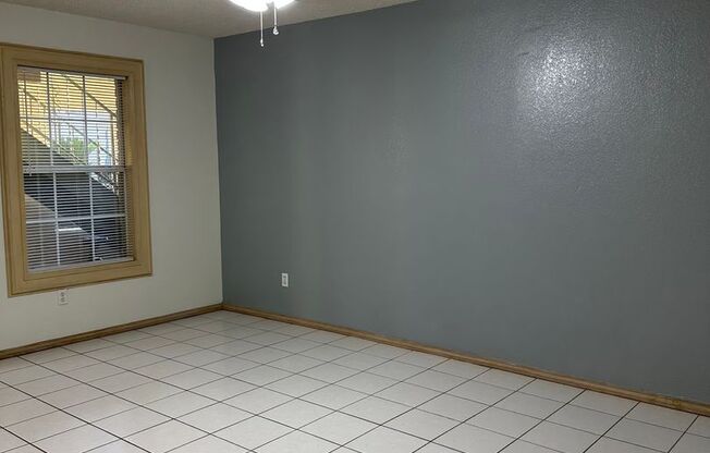 1 bed, 1 bath, 760 sqft, $725, Unit 14