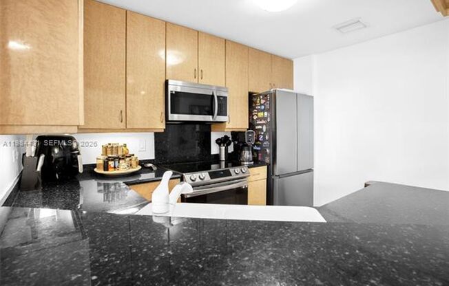 1 bed, 2 baths, 878 sqft, $3,500, Unit 801 Brickell Key Blvd # 907