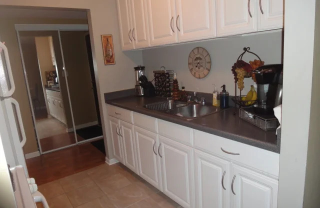 2 A KINGERY QUARTERS